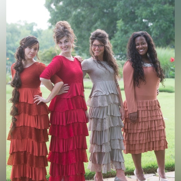 Red Lace Ruffle Dress - Picture 1 of 4
